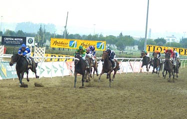 JUST MAC (F.Jimenez) se adjudicón con comodidad la de cierre. Foto: EquipoZoom