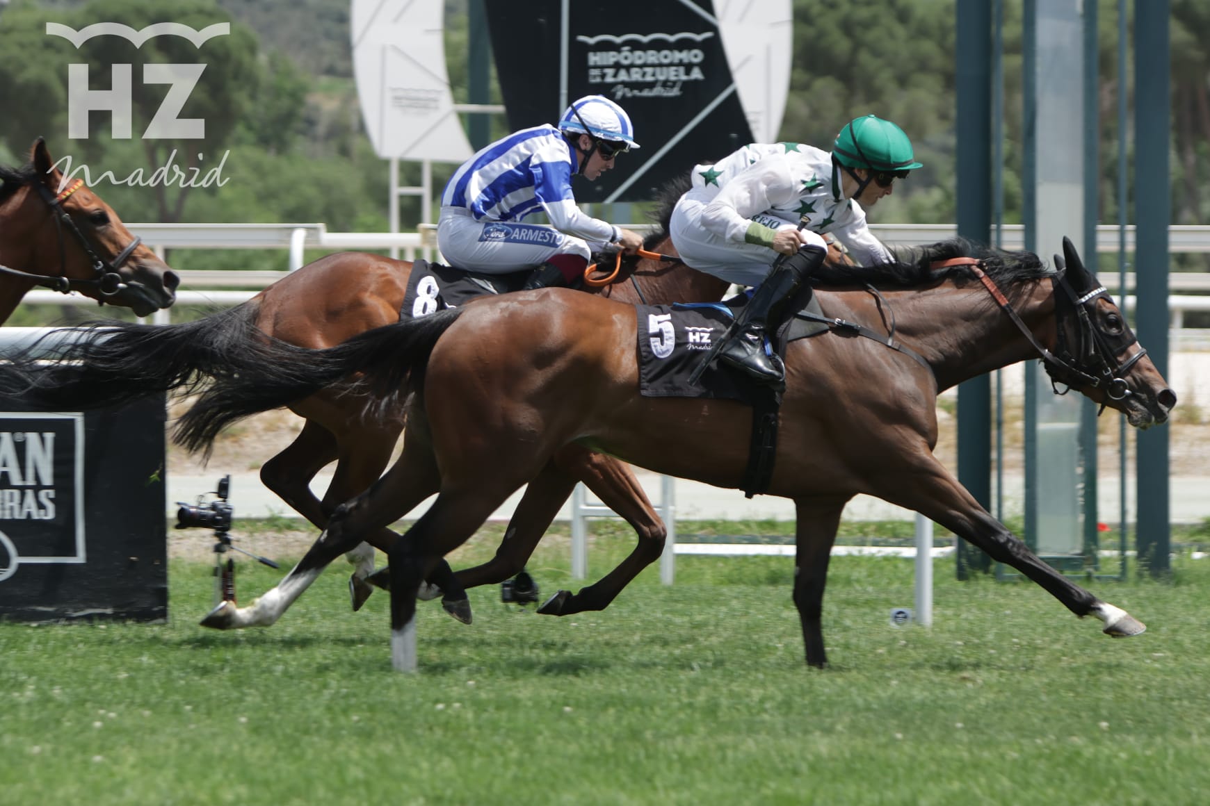 LA LLOSA (I.Melgarejo) superó a NERJA (J.Gelabert) en los metros finales del Beamonte 2026. Foto: HZ LA LLOSA. Foto: