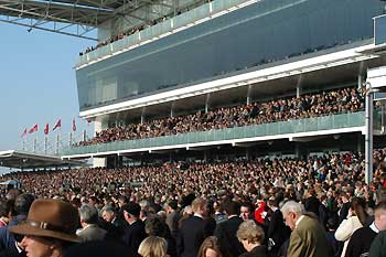 Un alucinante programa del día llenó la Rowley Mile. Foto: Jesús de Miguel