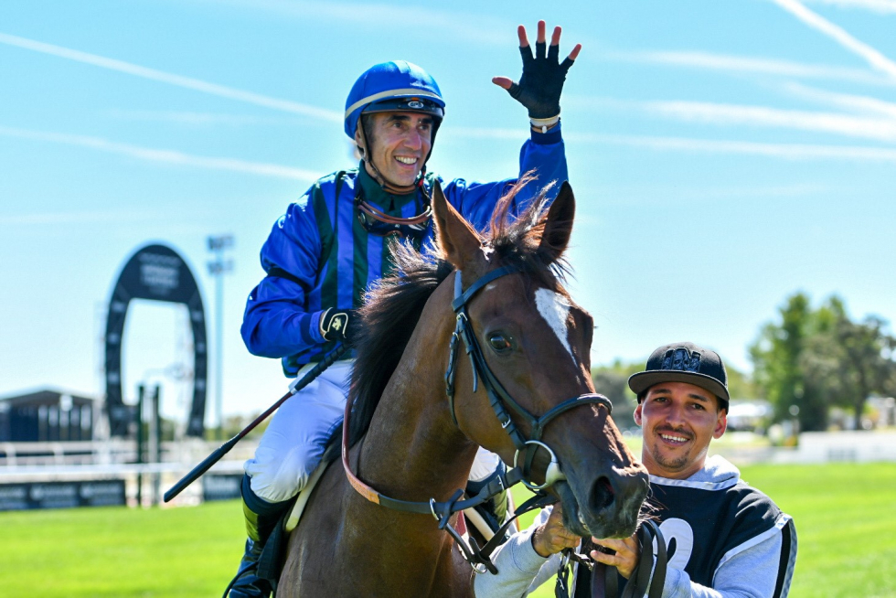 Casilda (J.L.Martínez) ganó el Cocheteux en una llegada muy cerrada. Foto: HZ CASILDA. Foto: